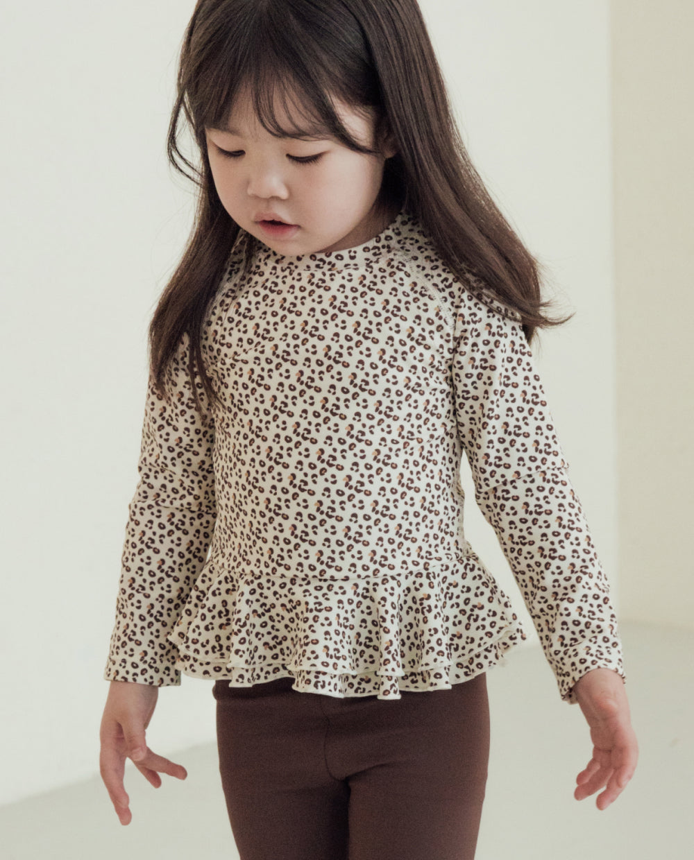 [Kids] UVカット グラフィック 2段フリル ラッシュガード