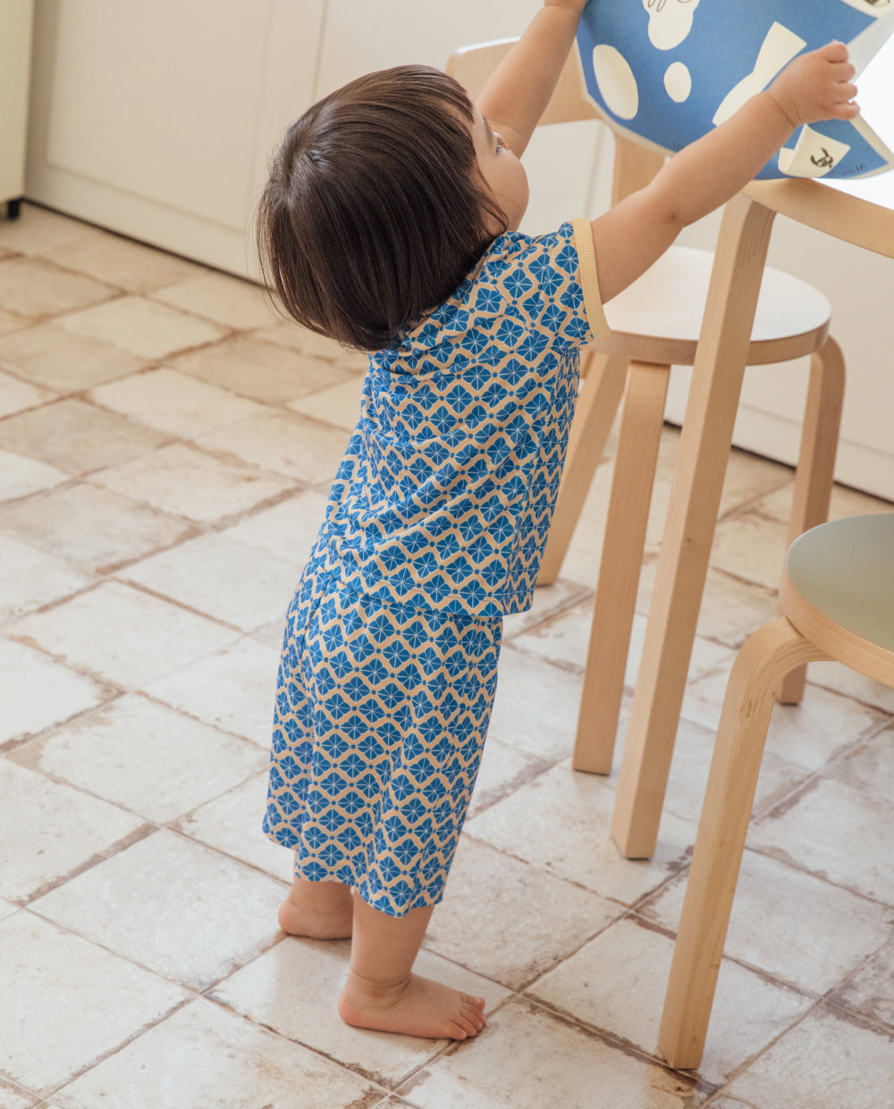 [Kids] エアクーリングリブグラフィックラウンジセットアップ