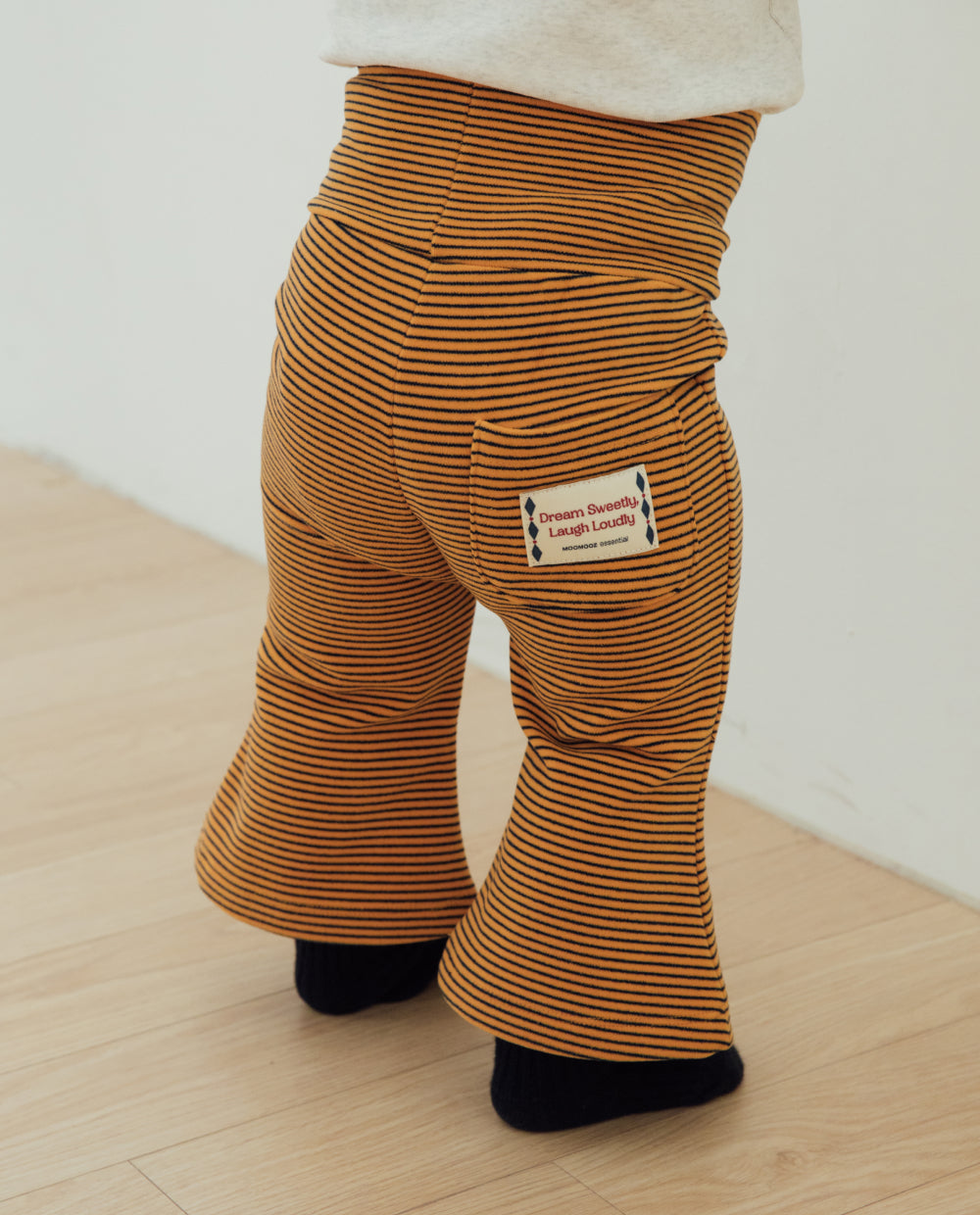 [Baby] ふんわりなめらかストライプ腹巻リブブーツカットパンツ