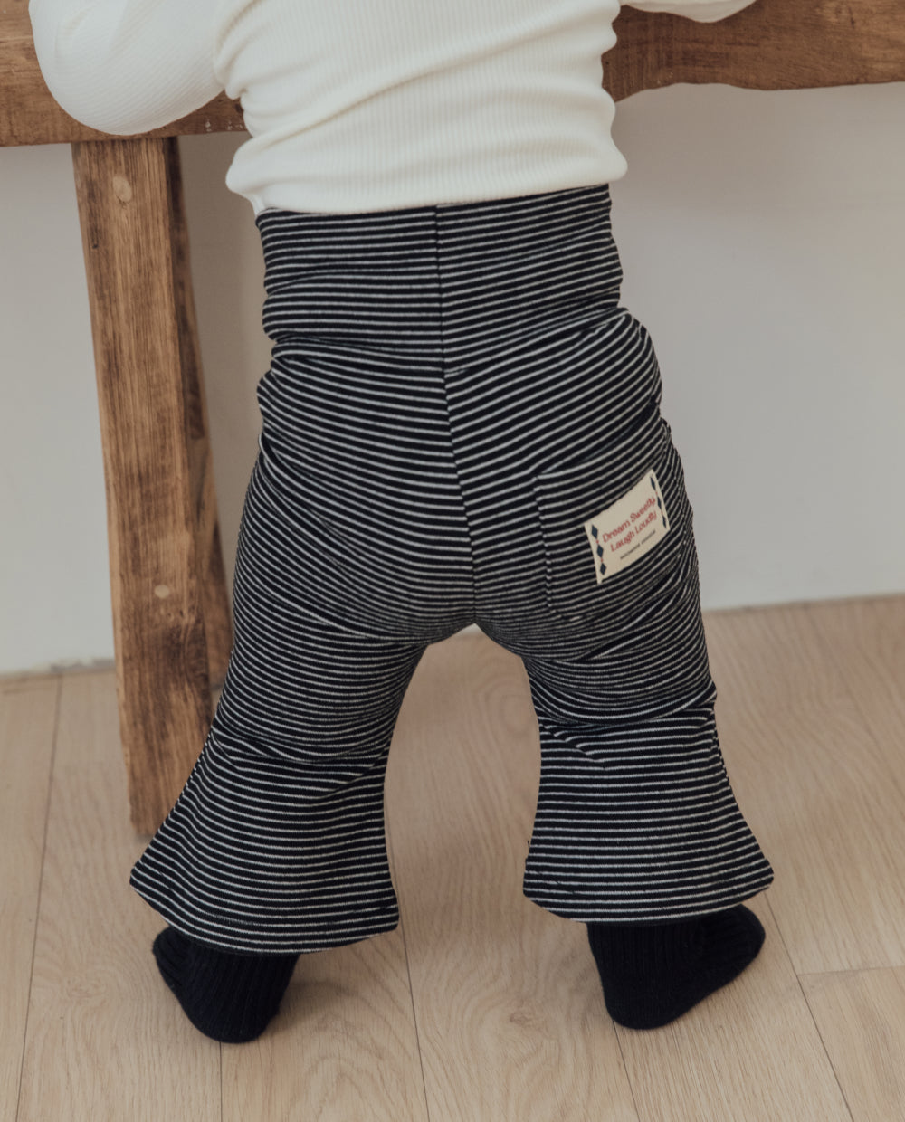 [Baby] ふんわりなめらかストライプ腹巻リブブーツカットパンツ