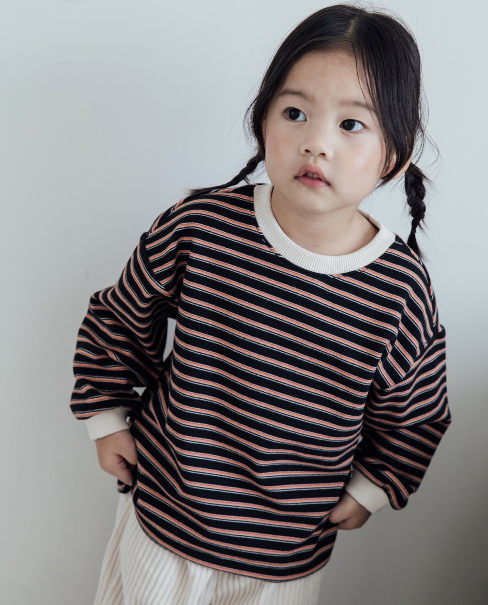 [Kids] ふんわりなめらかルーズフィットストライプTシャツ