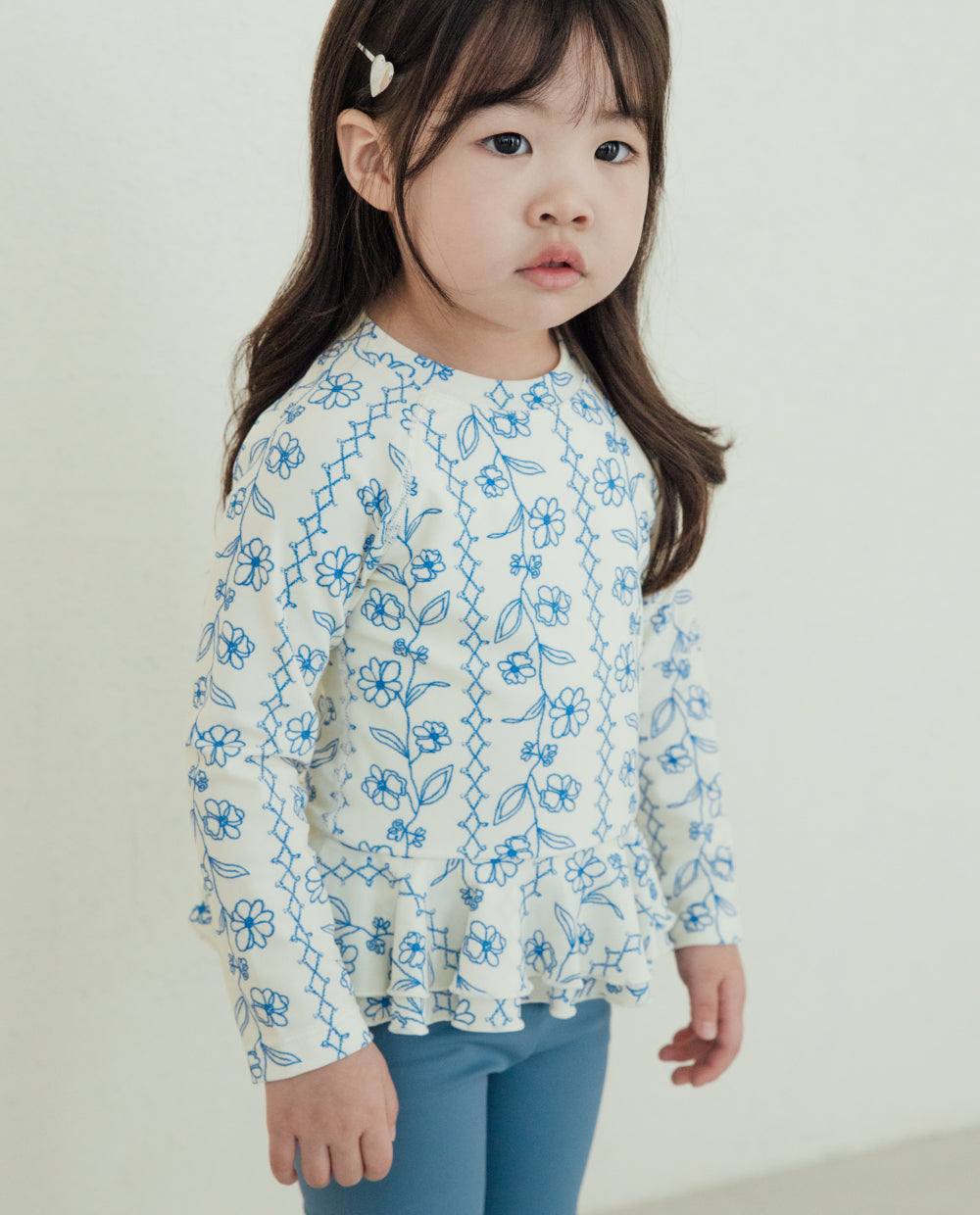 [Kids] UVカット グラフィック 2段フリル ラッシュガード