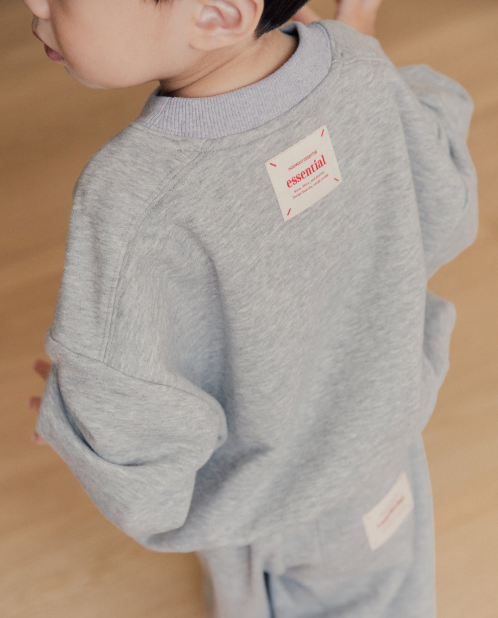 [Kids] コンフォートソフト パフスリーブ ボリュームフィット トレーナー