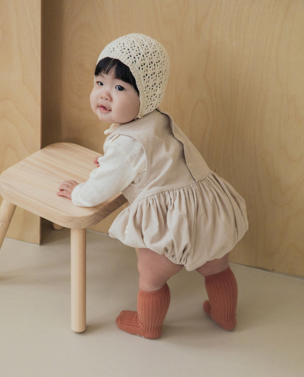 [Baby] ライトコーデュロイバルーンシルエットロンパース