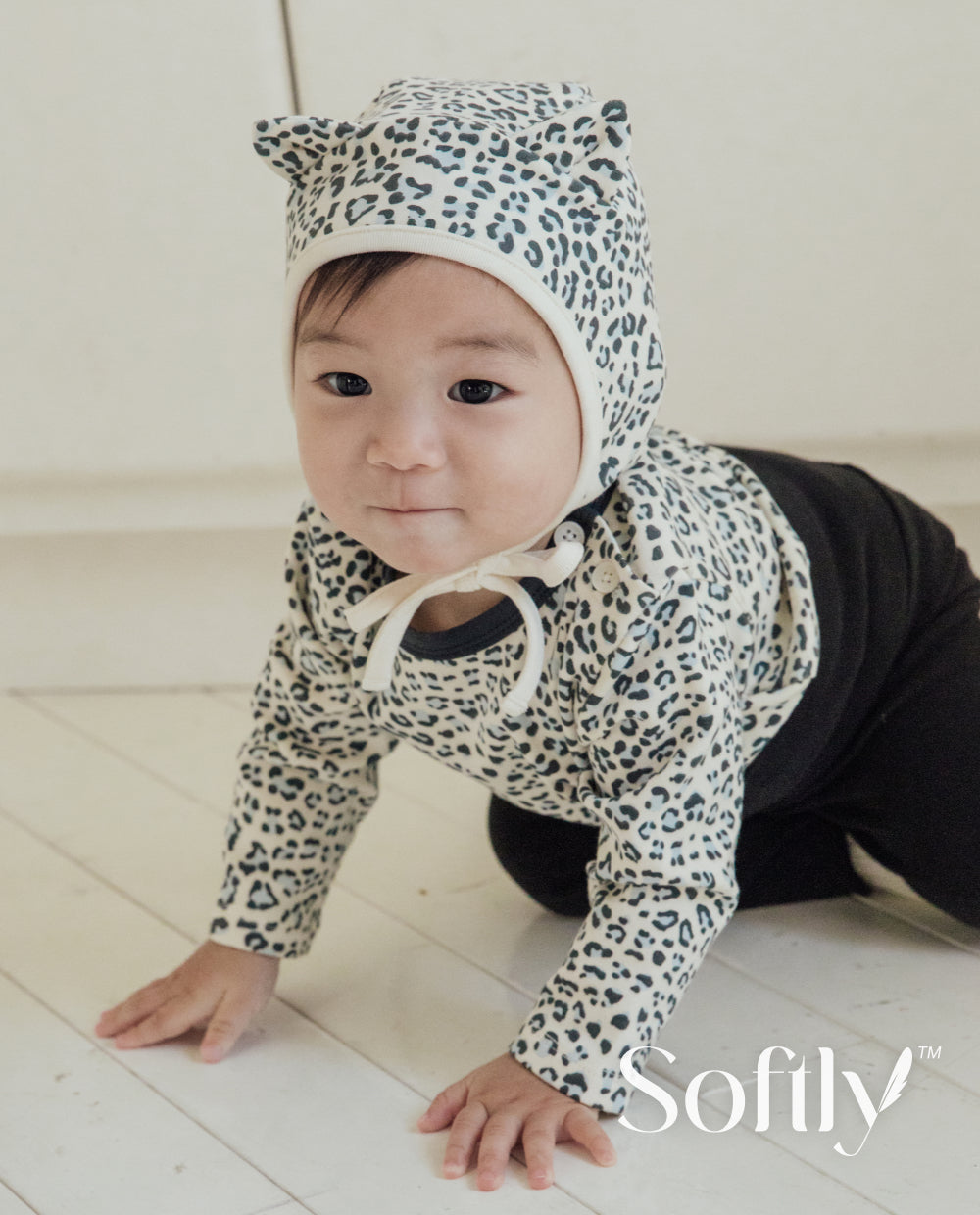[Baby] ソフトリーふんわりもちもちレオパードTシャツ