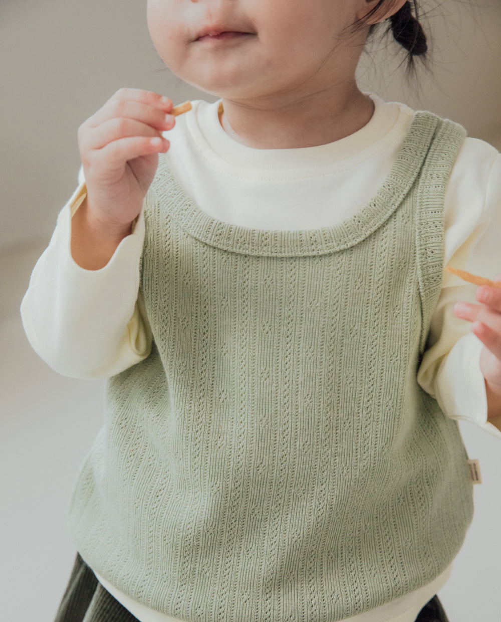[Kids] ジャガードアイレットベスト