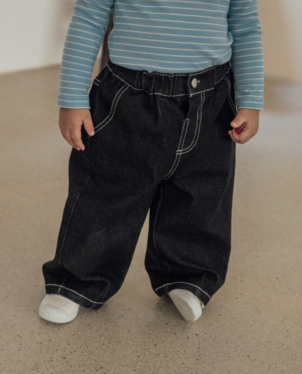 [Kids] もちもちストレッチカーブデニムパンツ