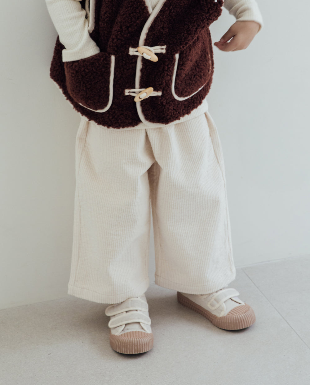 [Kids] コーデュロイストレッチワイドパンツ