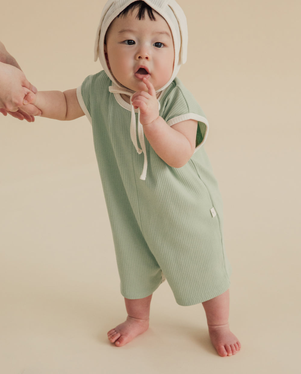 [Baby] もちもちモダールリブ キャミソールロンパース