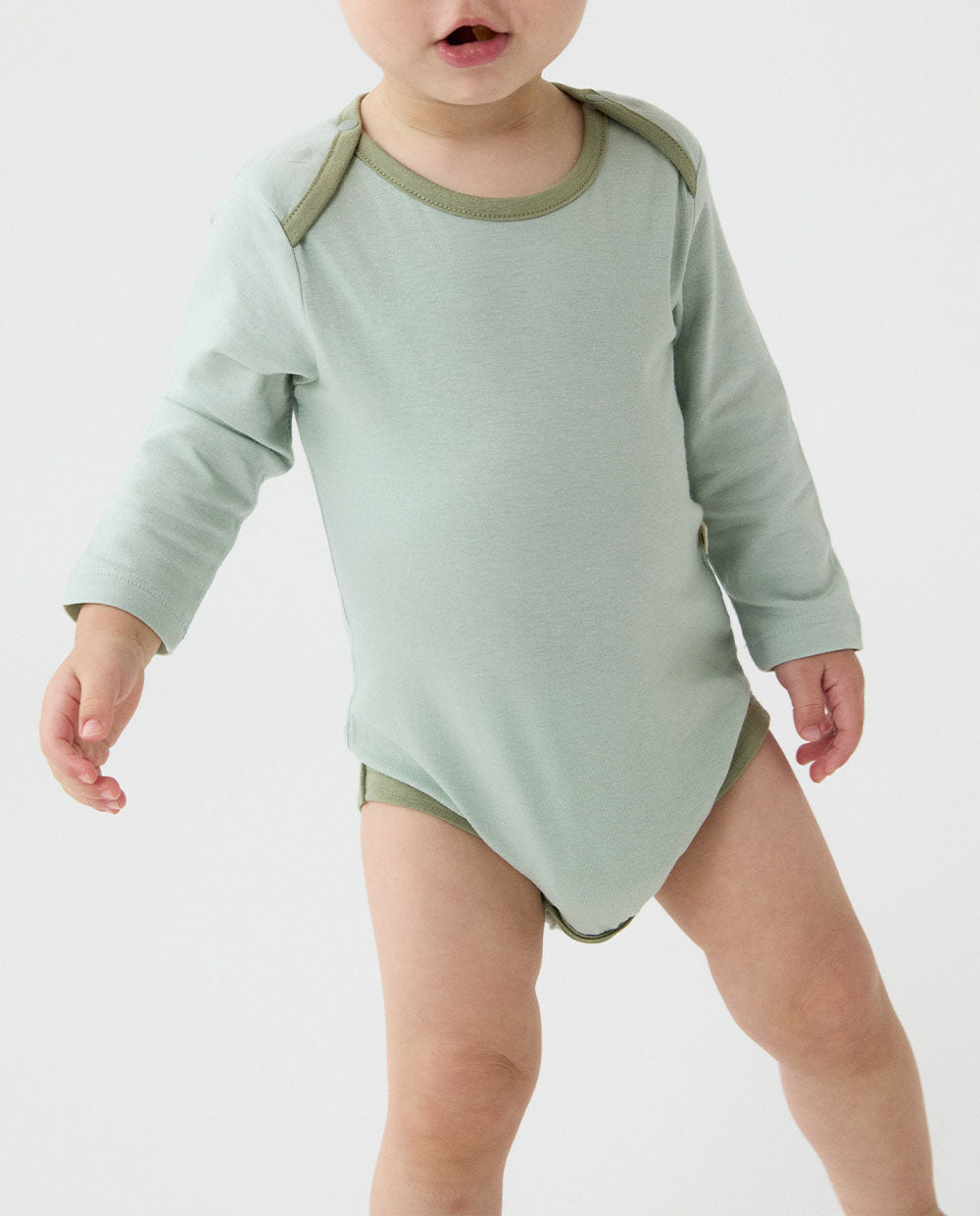 [Baby] やわらかモダール 長袖ボディスーツ