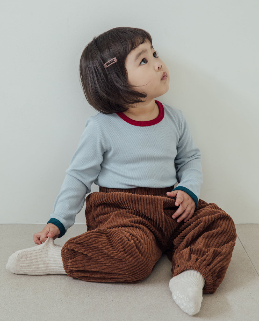 [Kids] コーデュベロアジョガーパンツ