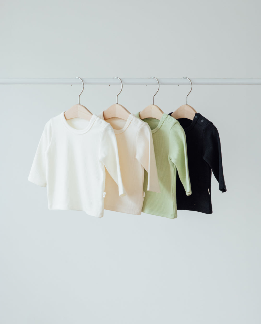 [Baby] ふんわりなめらかリブストレッチTシャツ