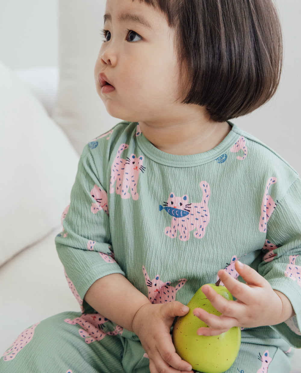 [Kids] エアクリンクルグラフィック7分丈ラウンジセットアップ