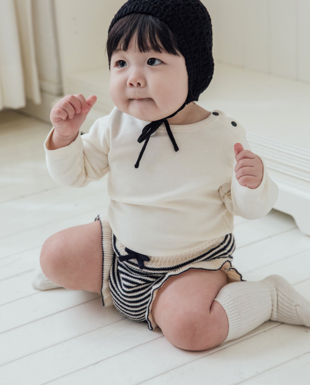 [Baby] ジャガードニットフリルブルマ